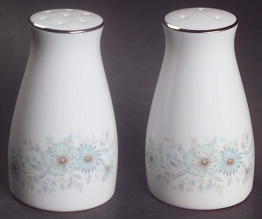 Inverness Salt & Pepper Set by Noritake-1