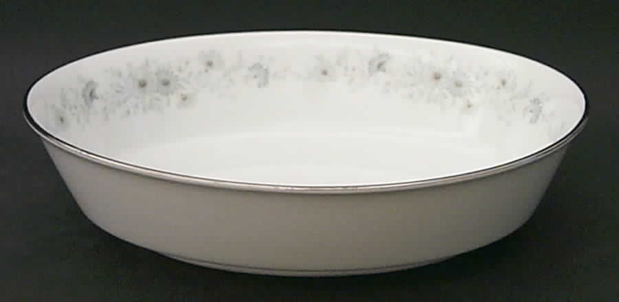 Inverness 9" Oval Vegetable Bowl by Noritake-1