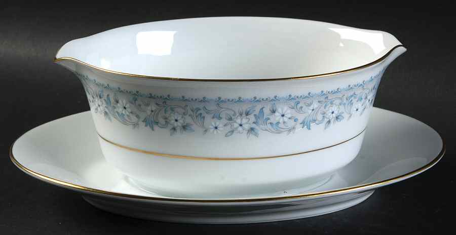 Iona Gravy Boat with Attached Underplate by Noritake-1