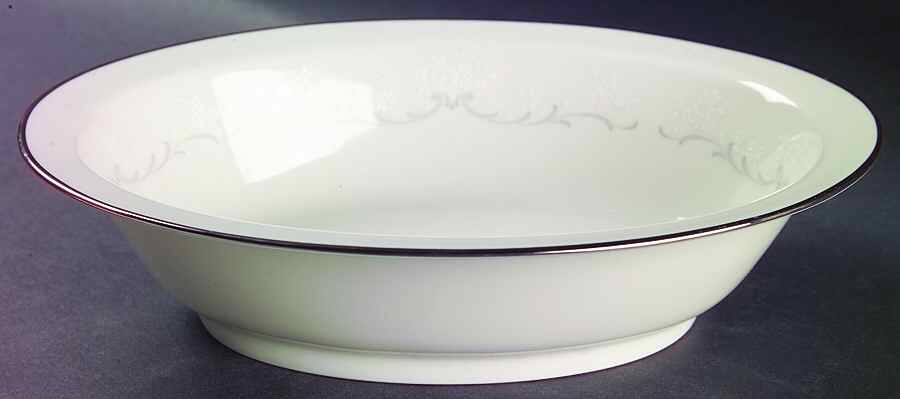 Irene 10" Oval Vegetable Bowl by Noritake-1