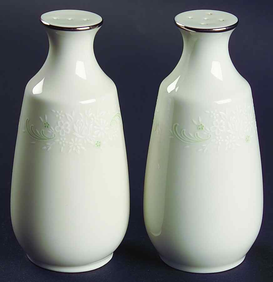 Irene Salt & Pepper Set by Noritake-1