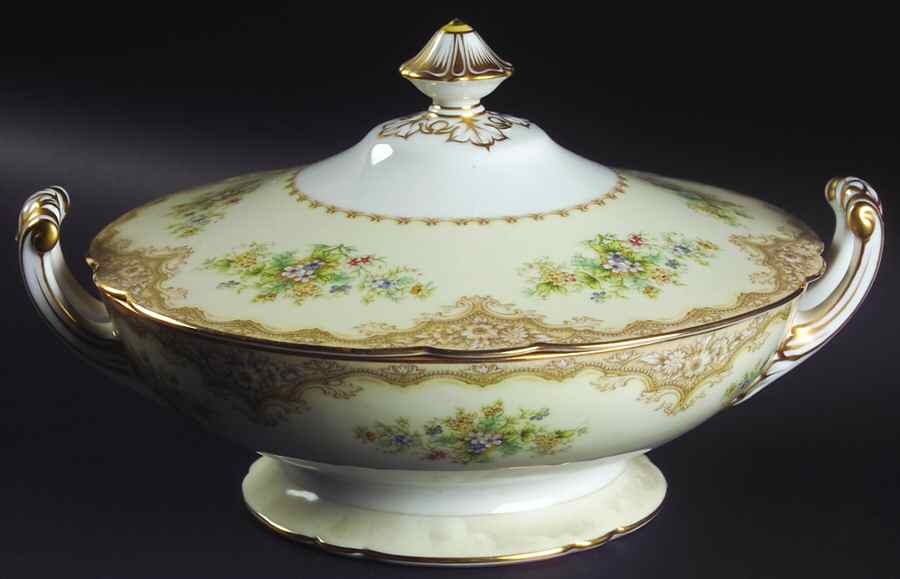 Iris Round Covered Vegetable by Noritake-1