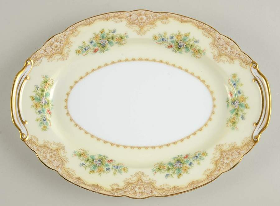Iris 11" Oval Serving Platter by Noritake-1