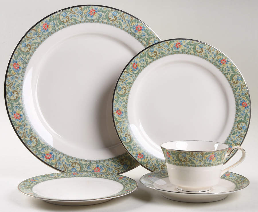 Isolde 5 Piece Place Setting by Noritake-1