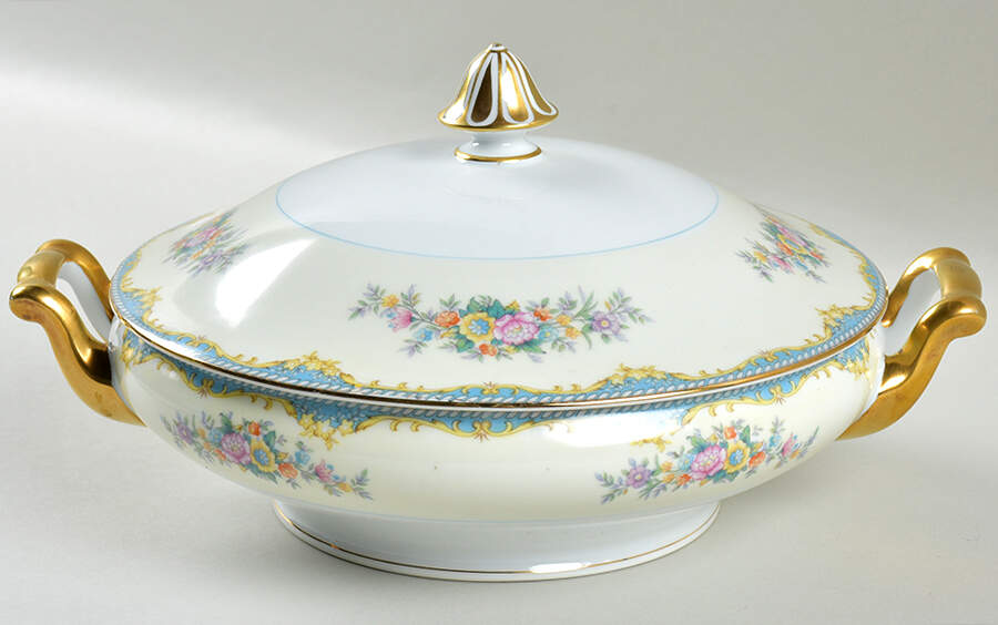 Ivanhoe Round Covered Vegetable by Noritake-1