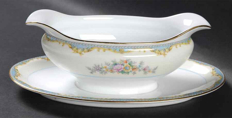 Ivanhoe Gravy Boat with Attached Underplate by Noritake-1
