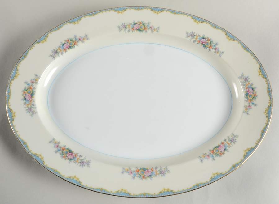 Ivanhoe 18" Oval Serving Platter by Noritake-1