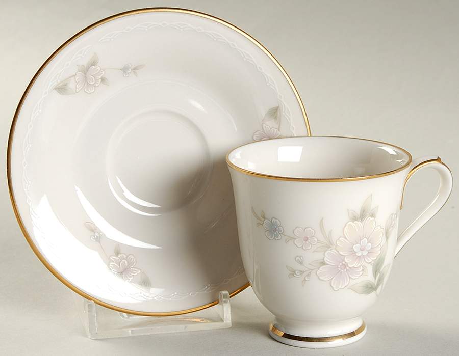 Ivanhoe Footed Demitasse Cup & Saucer Set by Noritake-1