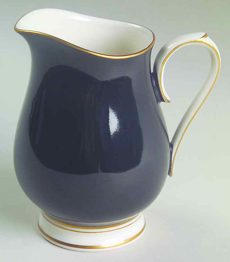 Ivory & Ebony Creamer by Noritake-1