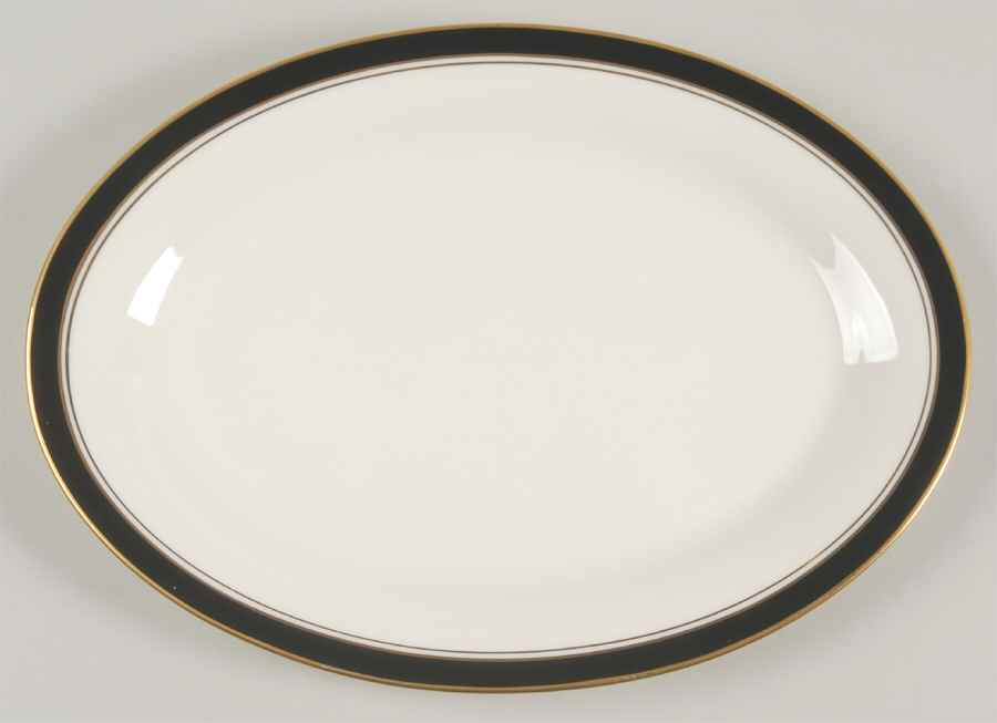 Ivory & Ebony 12" Oval Serving Platter by Noritake-1