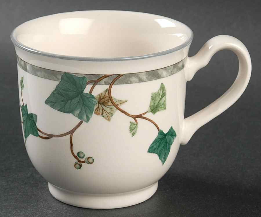 Ivy Lane Footed Cup by Noritake-1