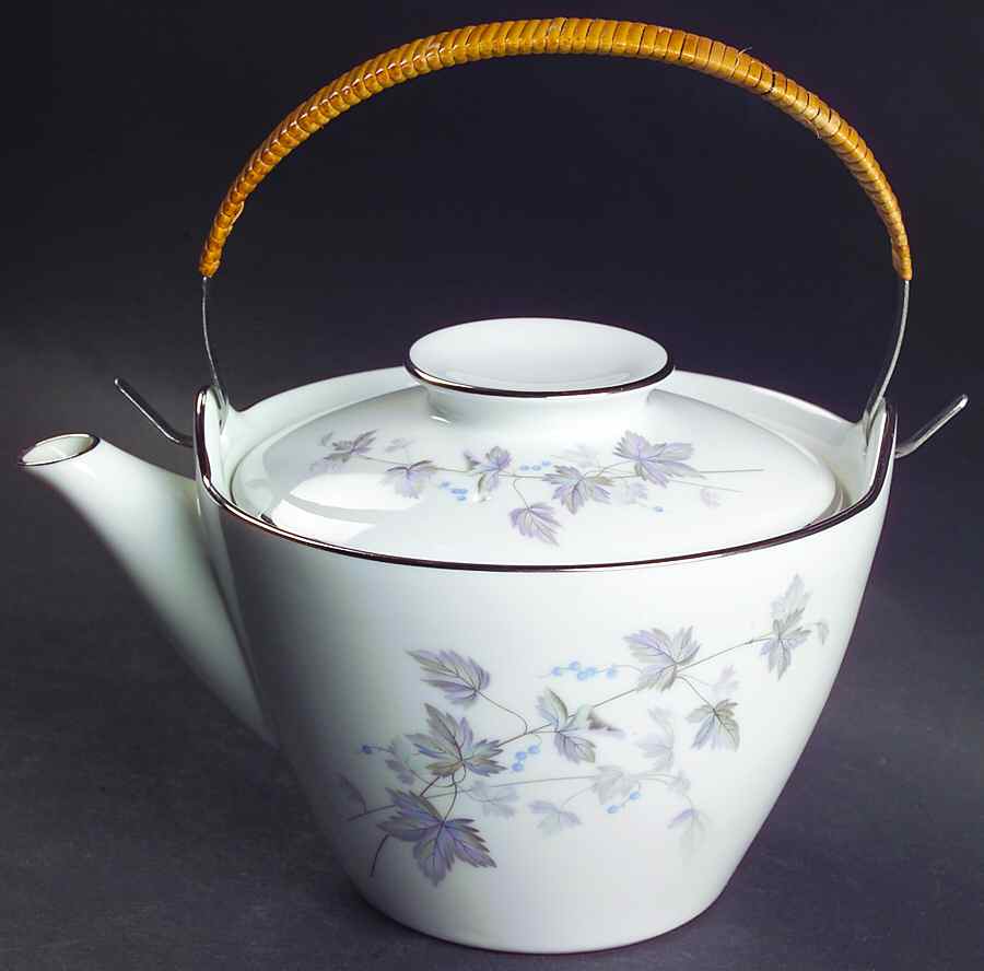 Ivyne Teapot & Lid with Removable Top Handle by Noritake-1