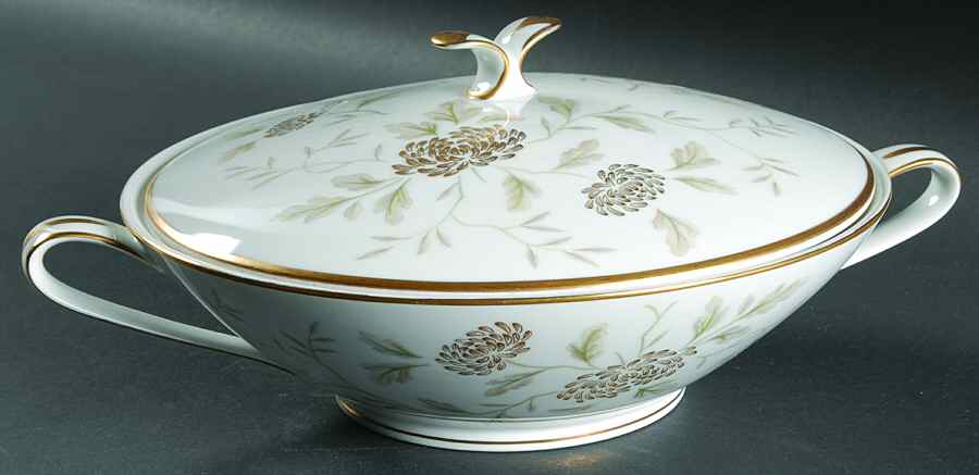 Janice Round Covered Vegetable by Noritake-1