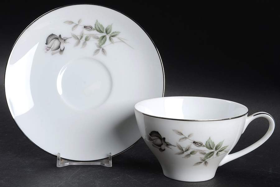 Janette Flat Cup & Saucer Set by Noritake-1