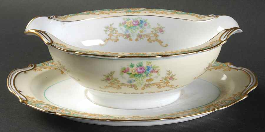 Janice Gravy Boat with Attached Underplate by Noritake-1