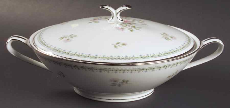Jardine Round Covered Vegetable by Noritake-1