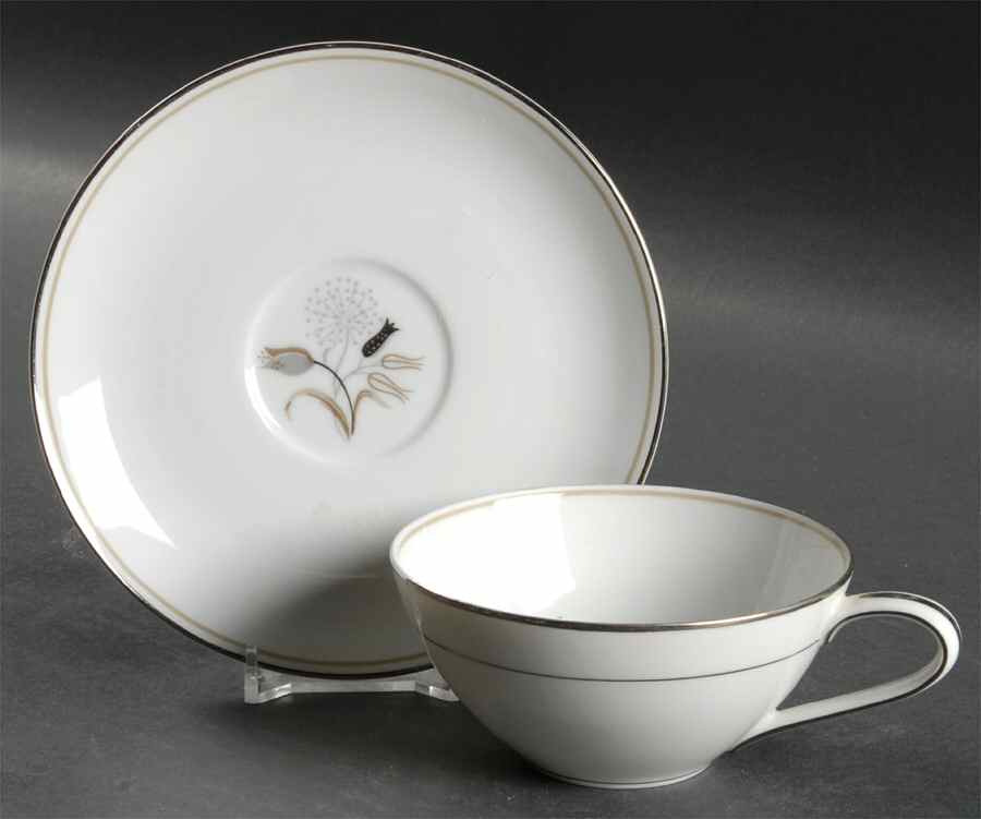 Jaris Flat Cup & Saucer Set by Noritake-1
