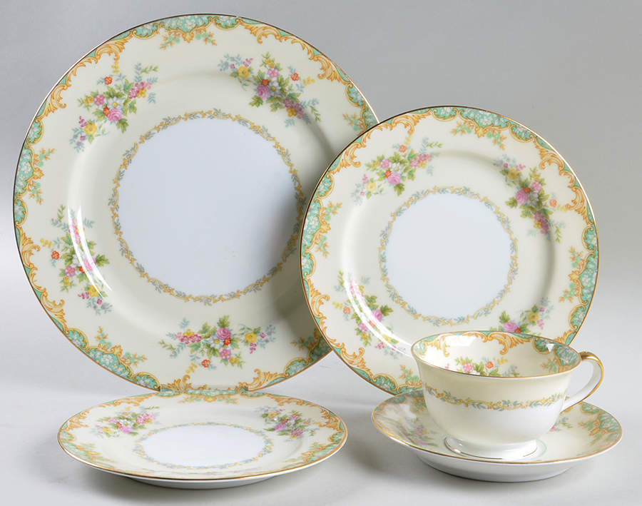 Jasmine 40 Piece Estate Set by Noritake-1