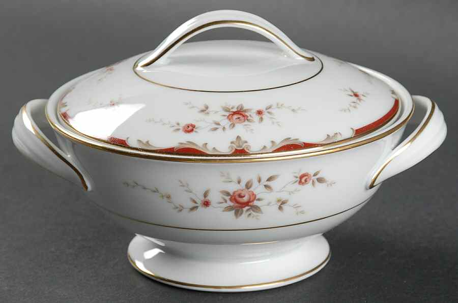 Jean Sugar Bowl & Lid by Noritake-1