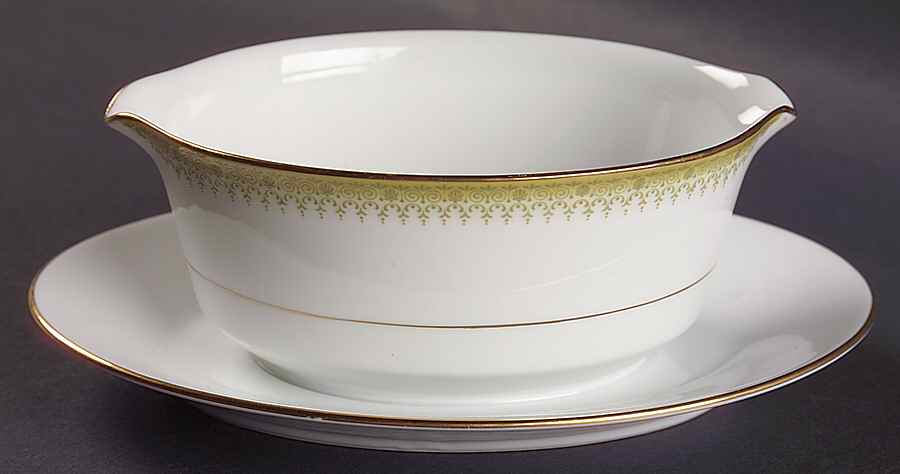 Jennifer Gravy Boat with Attached Underplate by Noritake-1
