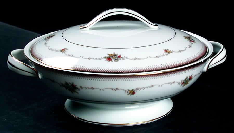 Joanne Round Covered Vegetable by Noritake-1