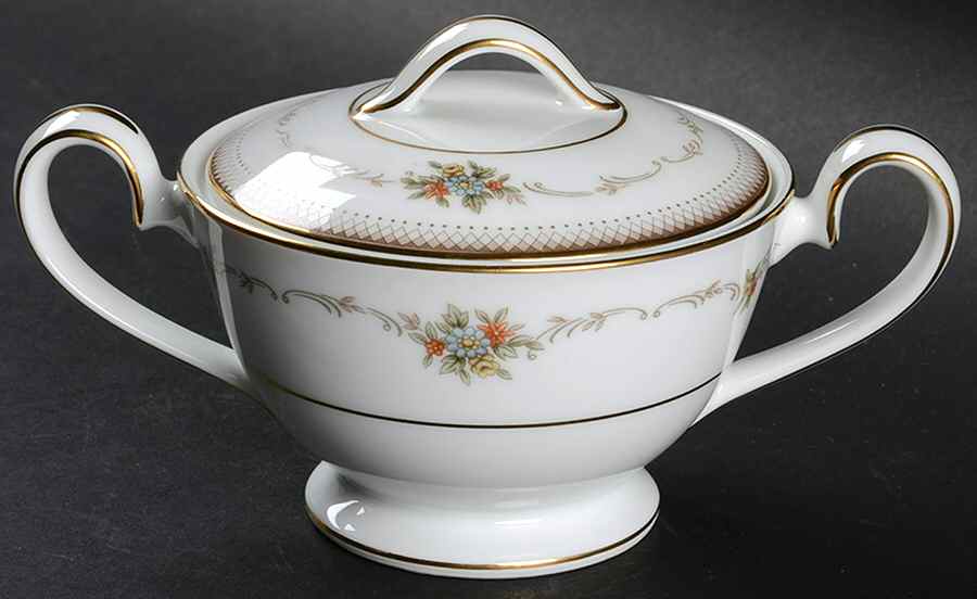 Joanne Mini Sugar Bowl & Lid by Noritake-1