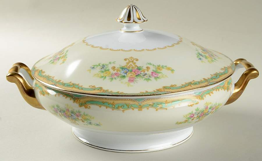 Joan Round Covered Vegetable by Noritake-1