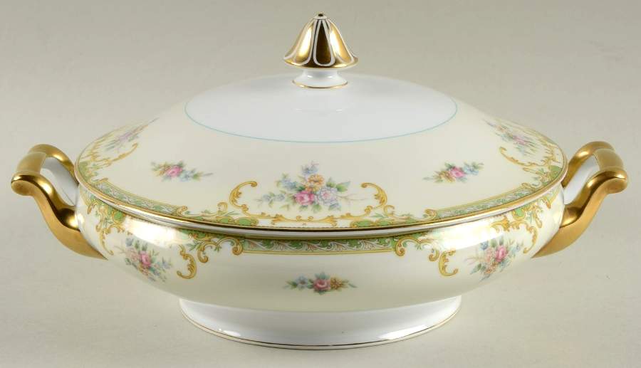 Joliet Round Covered Vegetable by Noritake-1