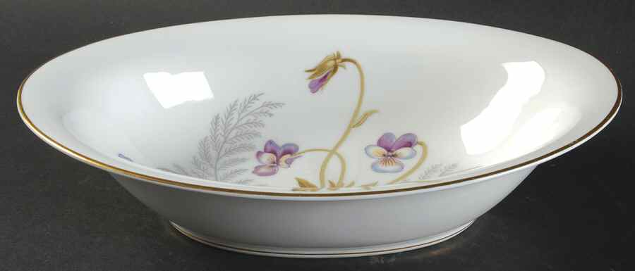Joyce 10" Oval Vegetable Bowl by Noritake-1