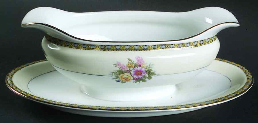 Juanita Gravy Boat with Attached Underplate by Noritake-1
