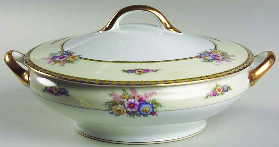Juanita Round Covered Vegetable by Noritake-1