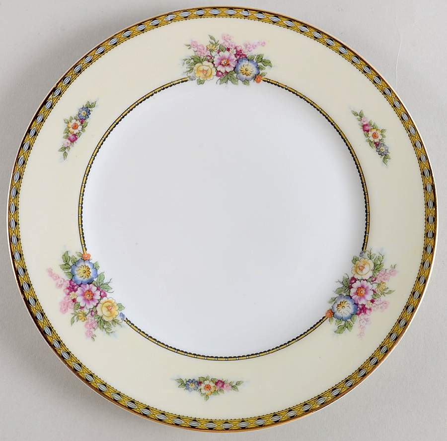 Juanita Luncheon Plate by Noritake-1