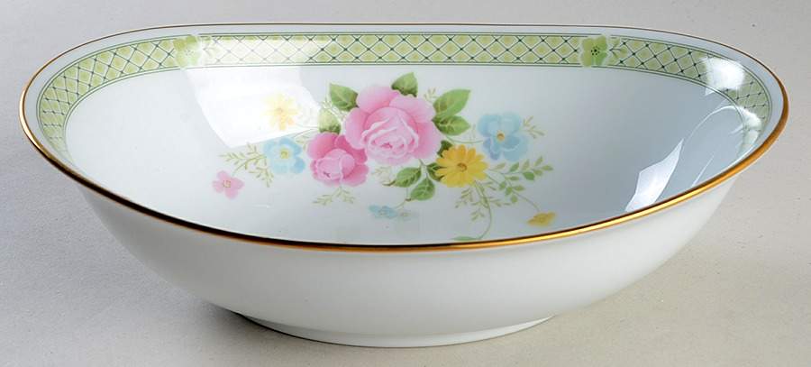Jubilation 10" Oval Vegetable Bowl by Noritake-1