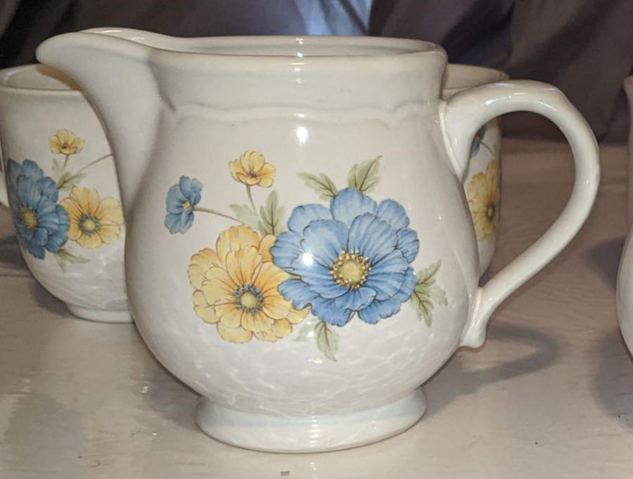 Junenight Creamer by Noritake-1