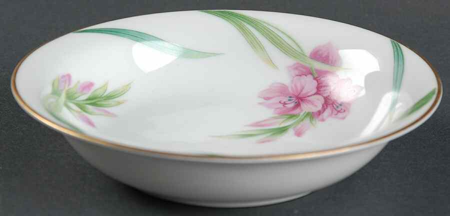 Karen (5141, Gold Trim) Fruit/Dessert (Sauce) Bowl by Noritake-1