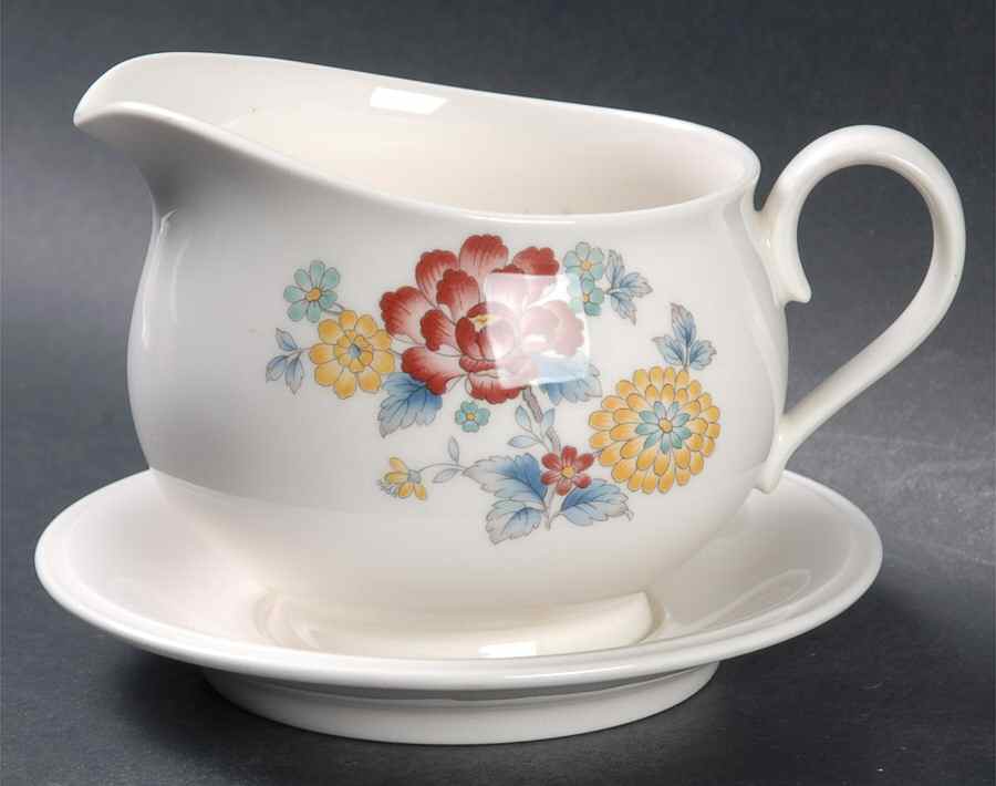 Kashmir Gravy Boat with Attached Underplate by Noritake-1