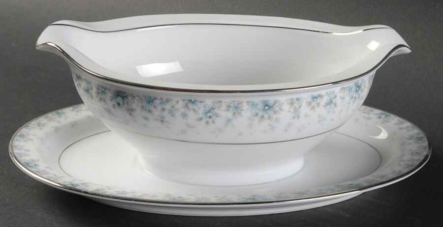 Kathleen Gravy Boat with Attached Underplate by Noritake-1