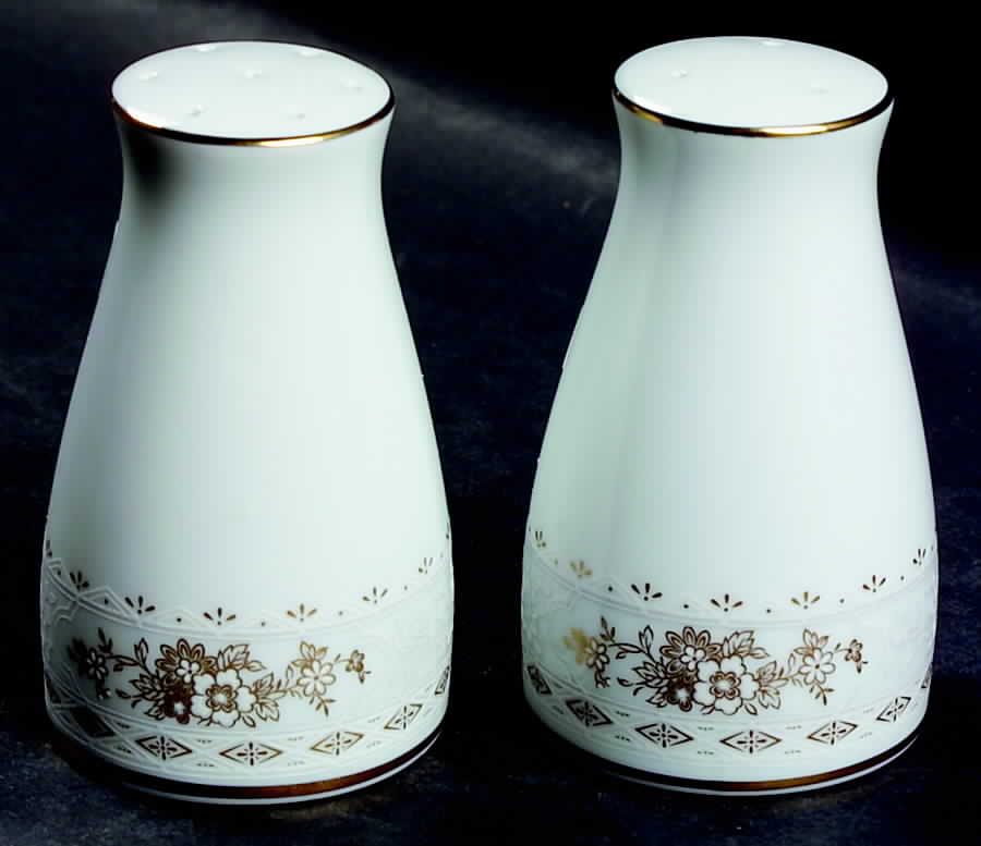 Keegan Salt & Pepper Set by Noritake-1