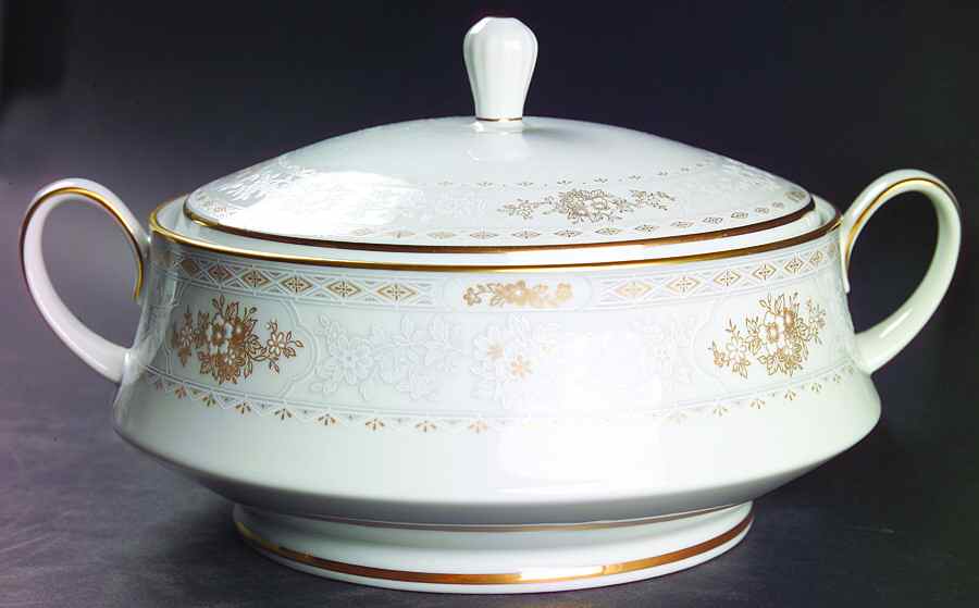 Keegan Round Covered Vegetable by Noritake-1