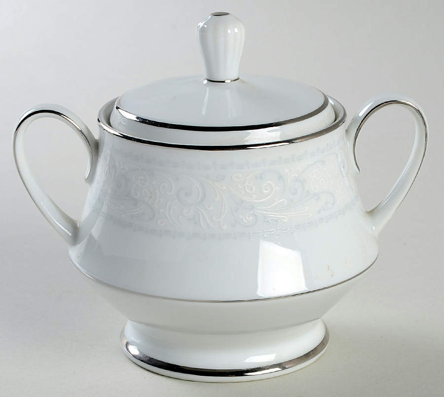 Kelsey Sugar Bowl & Lid by Noritake-1