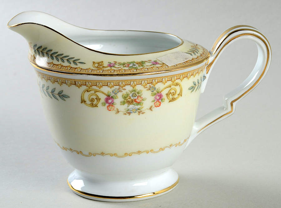 Kelvin Creamer by Noritake-1