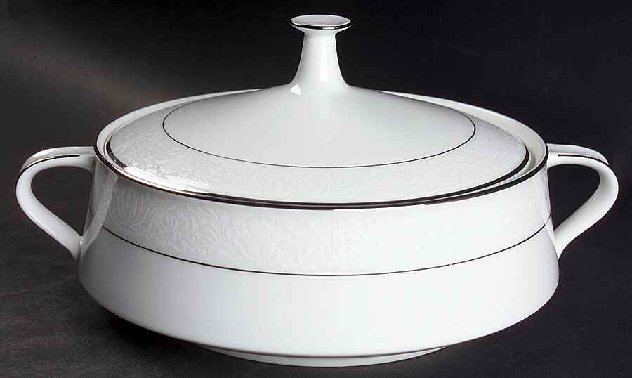 Kendal Round Covered Vegetable by Noritake-1