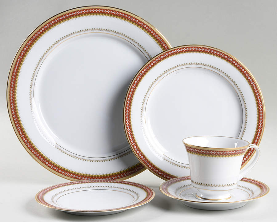 Kensington 5 Piece Place Setting by Noritake-1