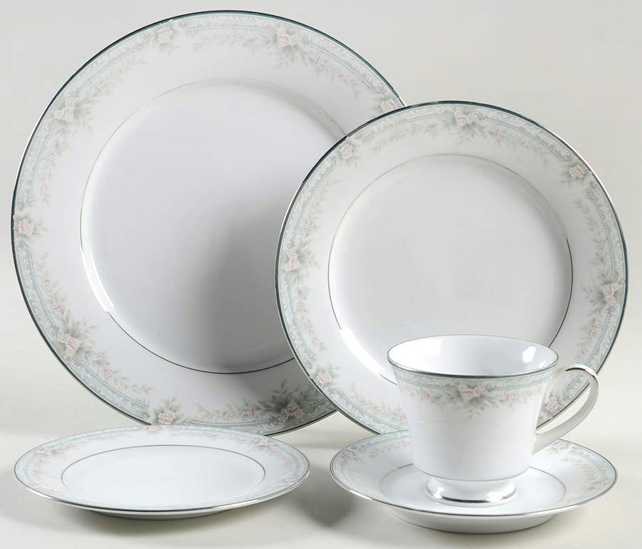 Kenwick 5 Piece Place Setting by Noritake-1