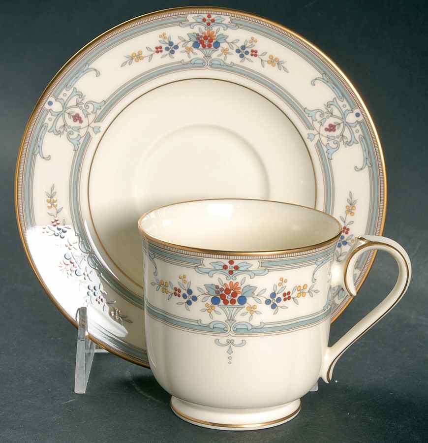 Kiev Footed Cup & Saucer Set by Noritake-1