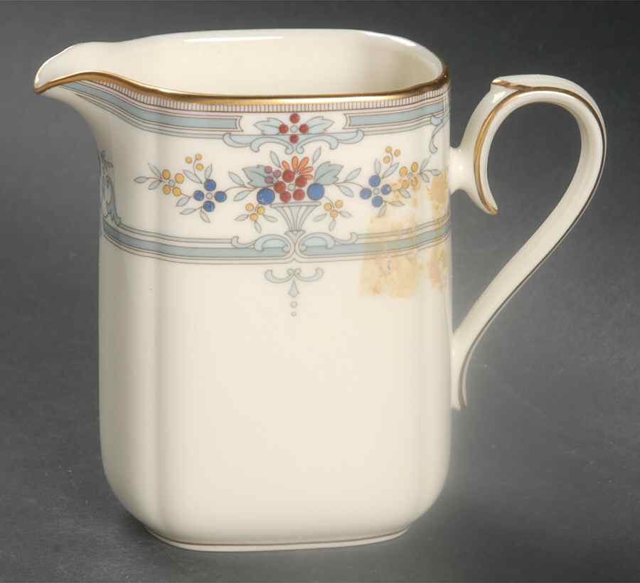 Kiev Creamer by Noritake-1