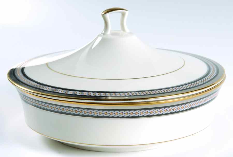 King's Guard Round Covered Vegetable by Noritake-1