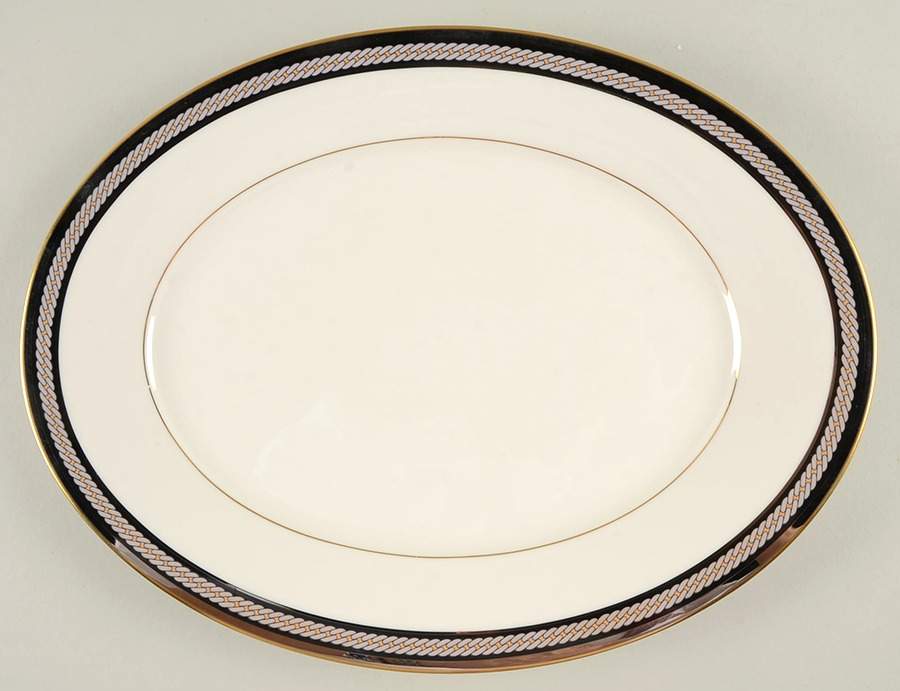King's Guard 13" Oval Serving Platter by Noritake-1