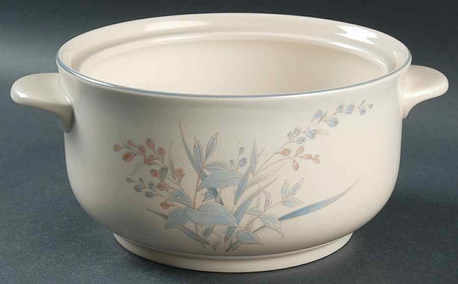 Kilkee 2 Qt Round Covered Casserole No Lid by Noritake-1
