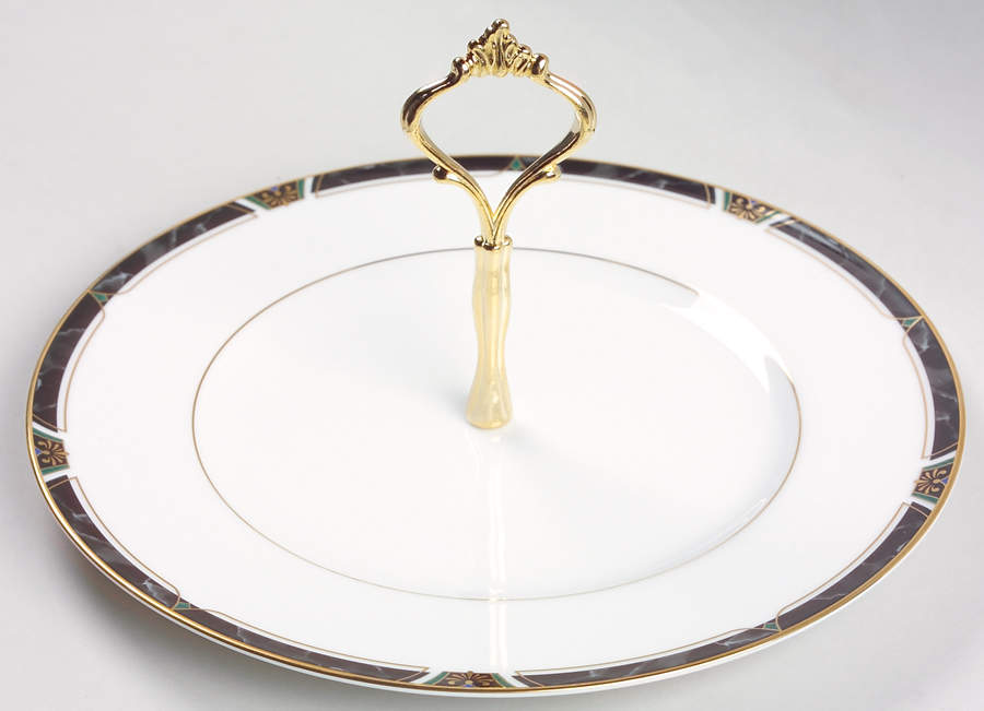 Kipling Round Serving Plate with Handle (DP) by Noritake-1